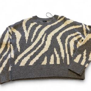 Debut Gray and Cream Knit Sweater